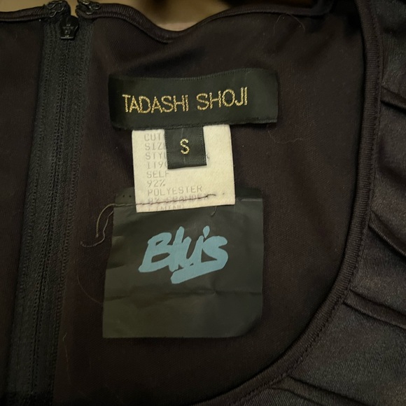 Tajashi Shoji black top with beautiful beaded details - Picture 2 of 4